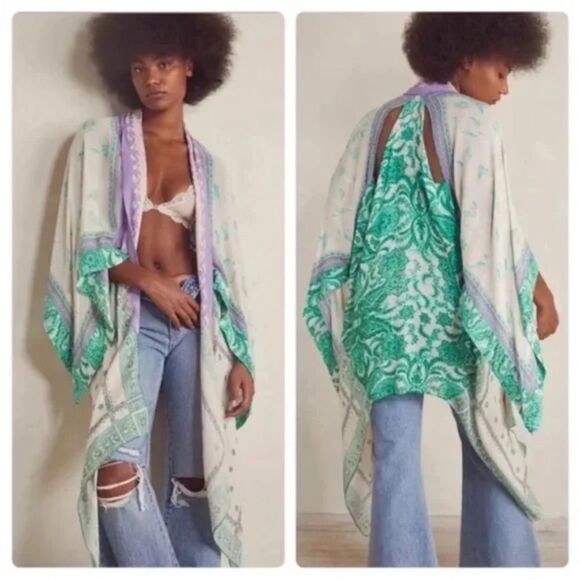 Free People Kiss The Sky Butterfly Kimono Sage Boho Hippie Cover up Top OS - Picture 1 of 5